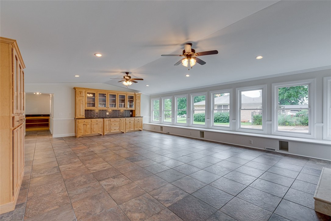 1910 Millgate Road Anderson, SC 29621 - Photo 4 of 42