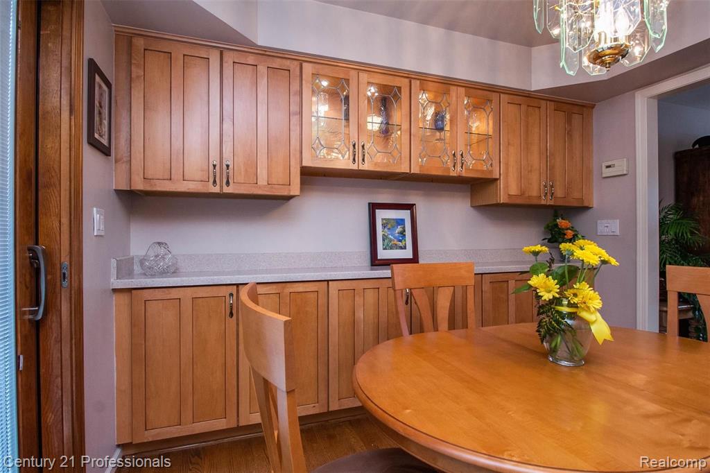 3129 Harvard Road Royal Oak, MI 48073 - Photo 12 of 52