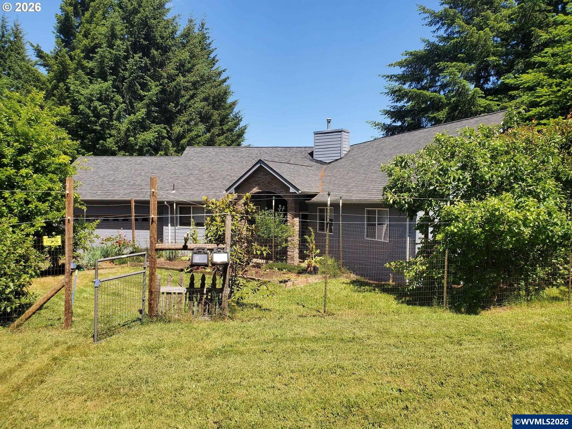 1401 Reuben Boise Road Dallas, OR 97338 - Photo 2 of 48