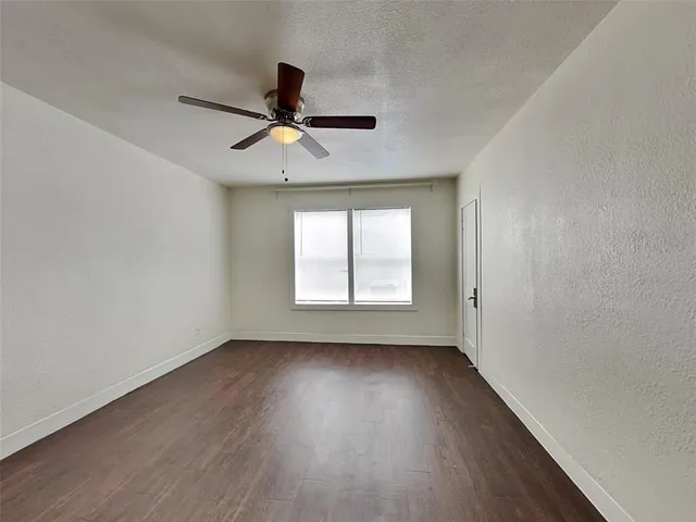 $1,995 | 2911 Ryan Avenue, Unit FRONT, Fort Worth, TX 76110