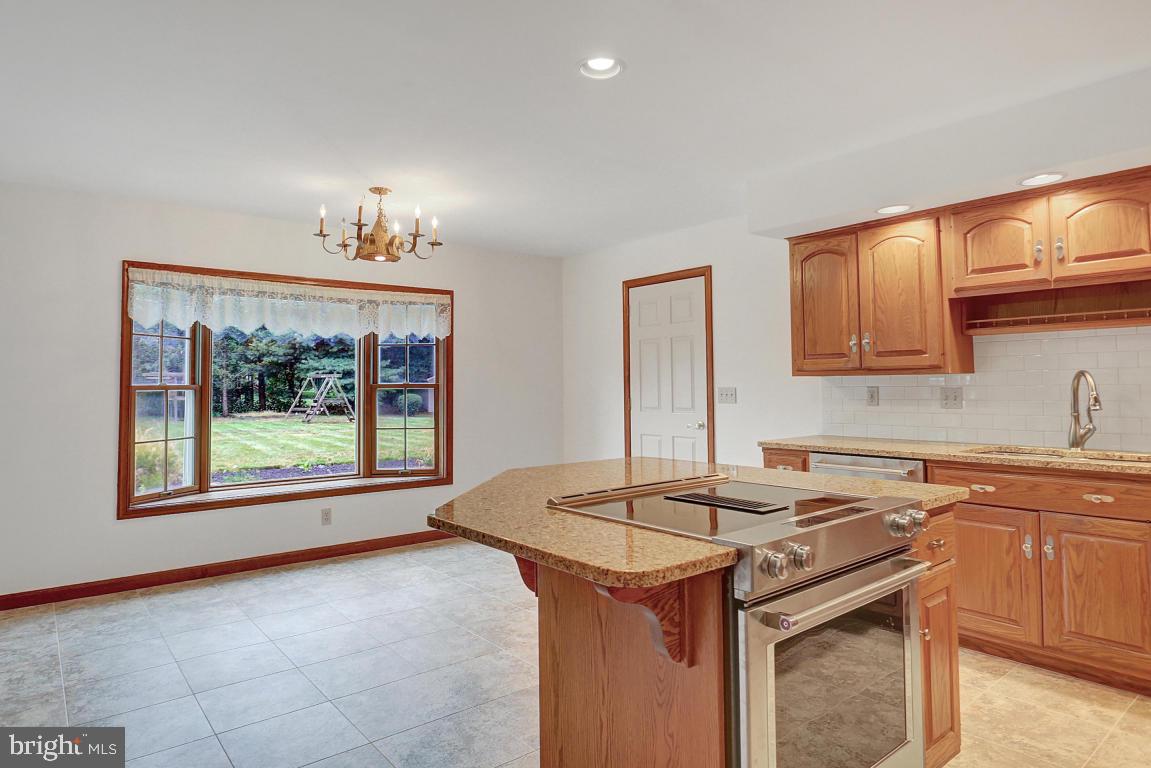 541 Wheatfield Drive Lititz, PA 17543 - Photo 8 of 28 Gallery Image 8