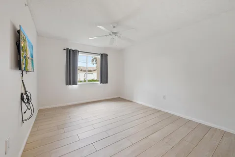 $229,000 | 272 Village Boulevard, Unit 7111, Tequesta, FL 33469