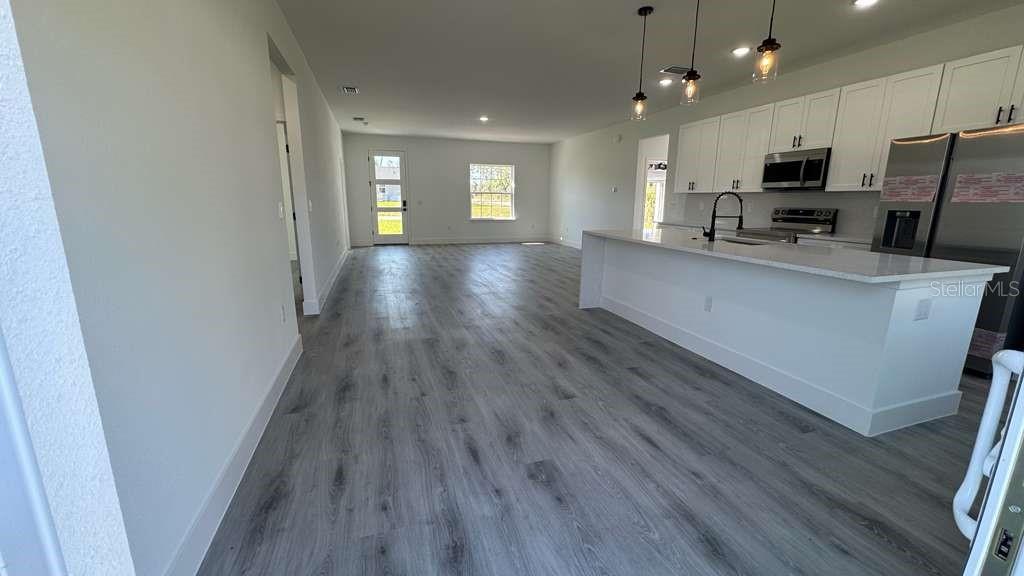 2487 Southwest 167th Loop Ocala, FL 34473 - Photo 7 of 34