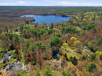 $1,999,999 | 440 King Street, Cohasset, MA 02025