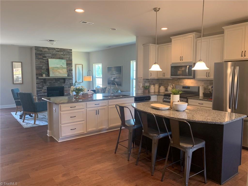 3219 Alyssa Way High Point, NC 27265 - Photo 7 of 37 Similar Representation