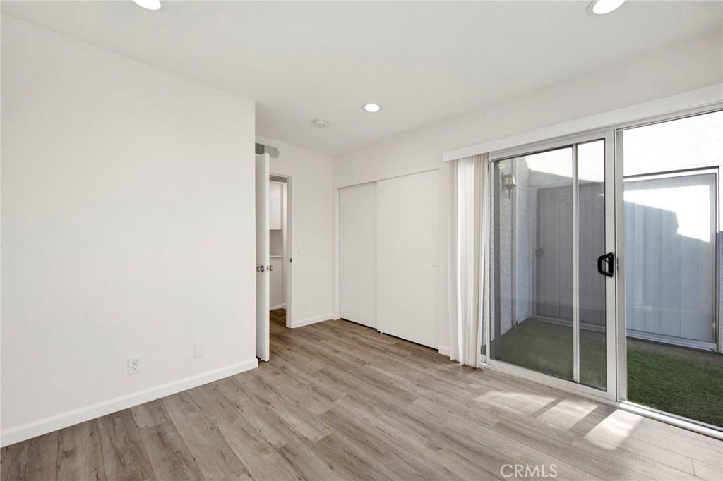 20155 Keswick Street, Unit 219 Winnetka, CA 91306 - Photo 20 of 44