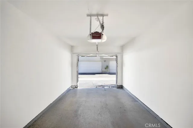 a view of a entrance gate of the house