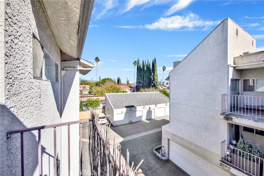 20155 Keswick Street, Unit 219 Winnetka, CA 91306 - Photo 31 of 44