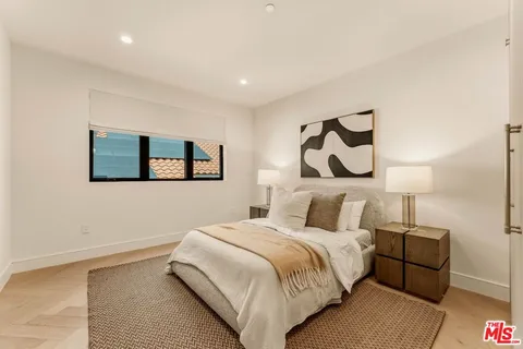 $3,899,000 | 4630 Saloma Avenue, Sherman Oaks, CA 91403