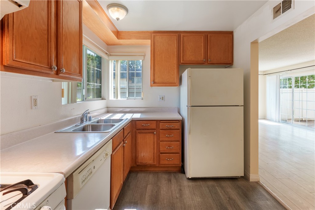 19111 Hamlin Street Reseda, CA 91335 - Photo 12 of 20 Kitchen adjacent to the dining room.