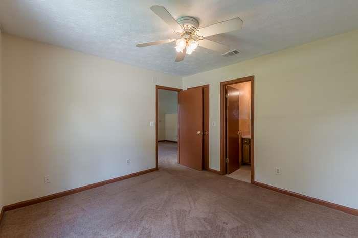 4174 Warren Road Flowery Branch, GA 30542 - Photo 33 of 37 Gallery Image 33