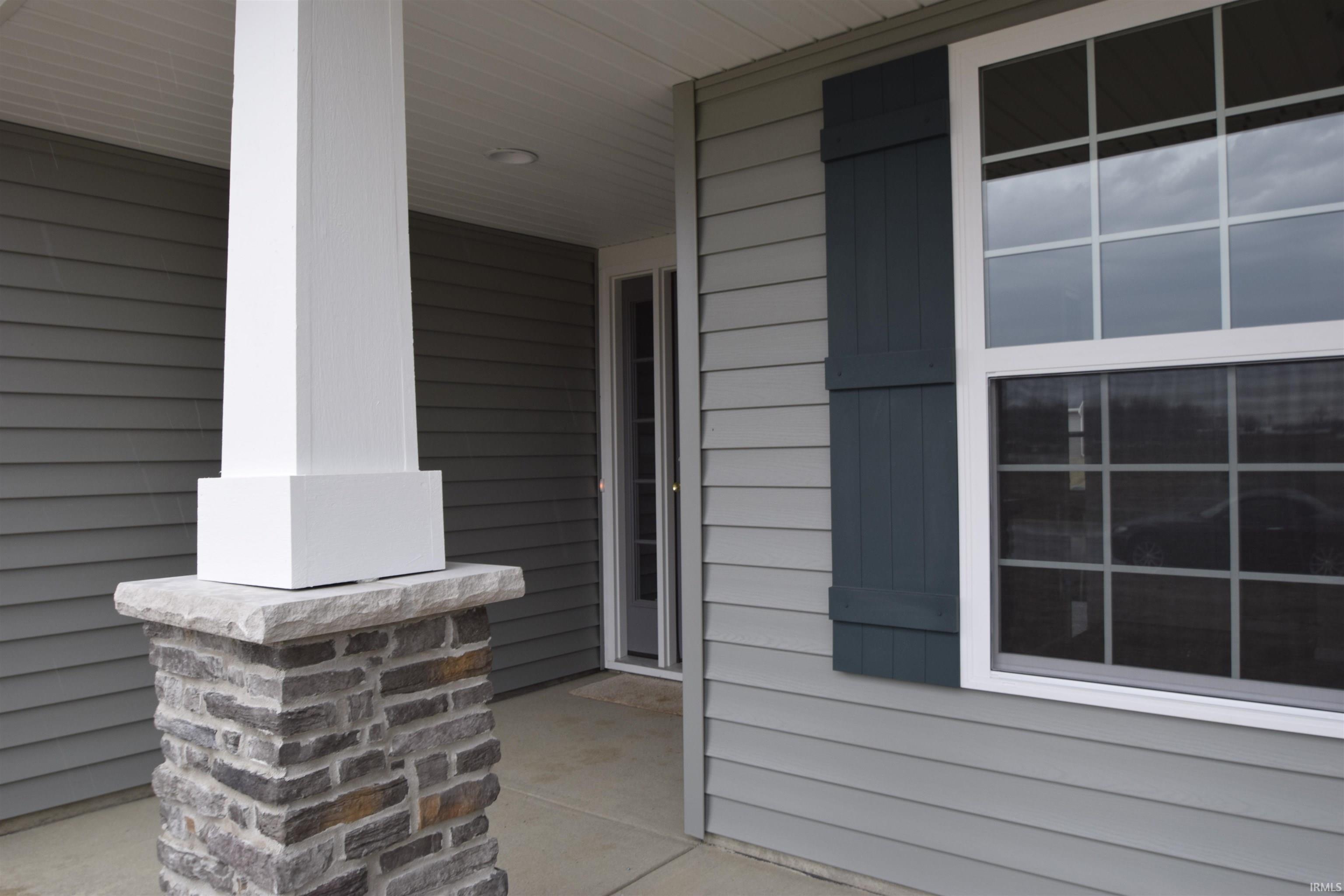 15028 Whitaker Drive Fort Wayne, IN 46818 - Photo 3 of 17