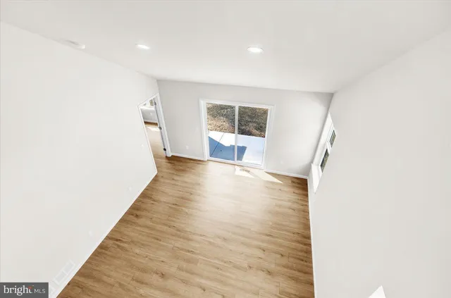 $3,000 | 2450 Jefferson Avenue, Reading, PA 19609