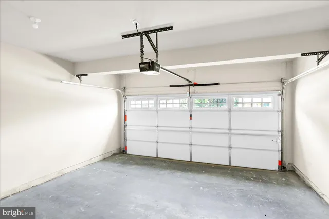 $3,000 | 2450 Jefferson Avenue, Reading, PA 19609