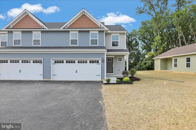 $3,000 | 2450 Jefferson Avenue, Reading, PA 19609