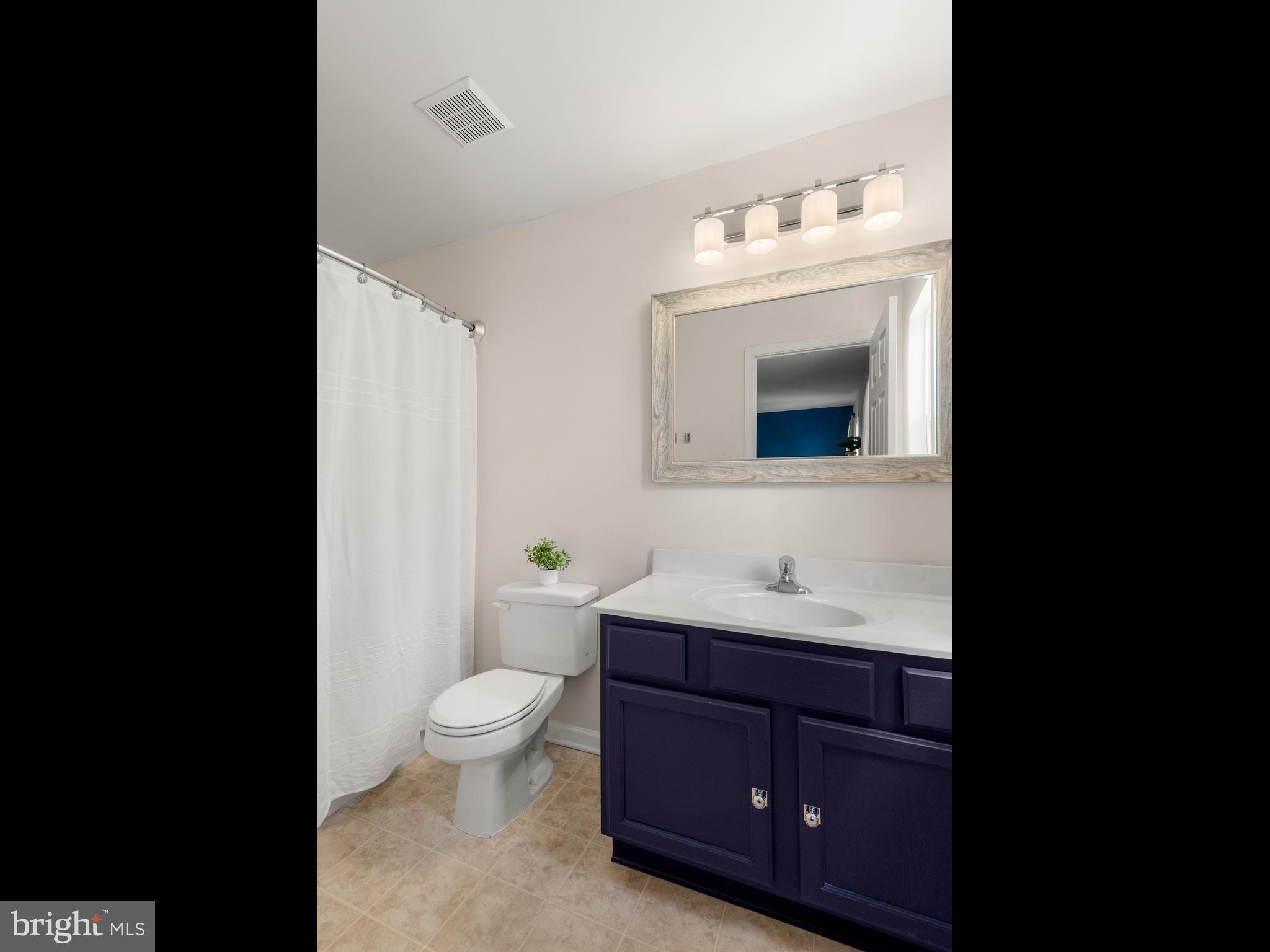 2720 Shelburne Road Downingtown, PA 19335 - Photo 21 of 37 En-Suite Bathroom