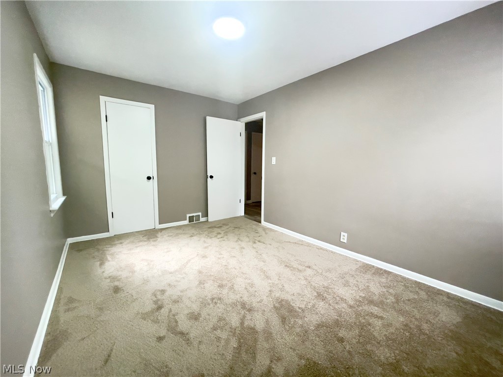 4119 Lowden Road Cleveland, OH 44121 - Photo 16 of 29