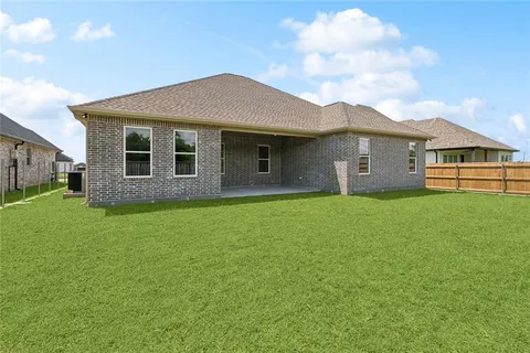 $530,000 | 156 Mallard Drive, Westwego, LA 70094