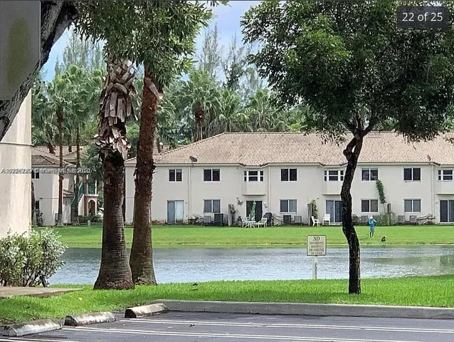 $225,900 | 1251 Southeast 29th Street, Unit 20126, Homestead, FL 33035