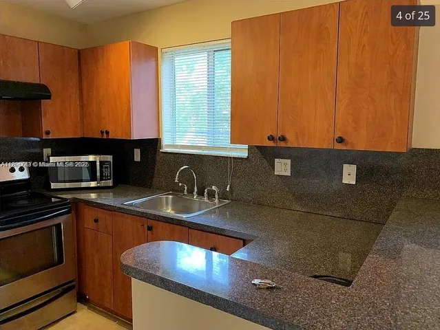 $225,900 | 1251 Southeast 29th Street, Unit 20126, Homestead, FL 33035