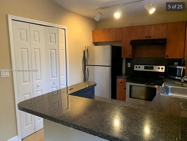 $225,900 | 1251 Southeast 29th Street, Unit 20126, Homestead, FL 33035