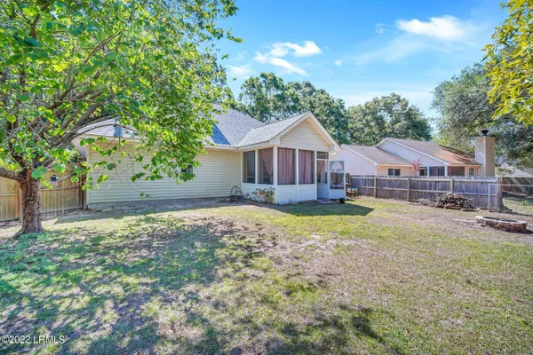 $2,300 | 56 Le Moyne Drive, Beaufort, SC 29907