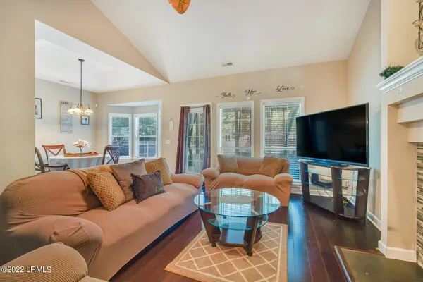 $2,300 | 56 Le Moyne Drive, Beaufort, SC 29907