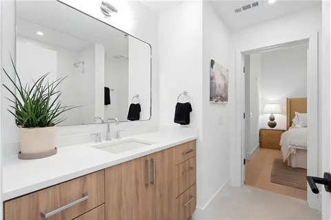 $599,000 | 567 Ponce De Leon Avenue Northeast, Unit 510, Atlanta, GA 30308