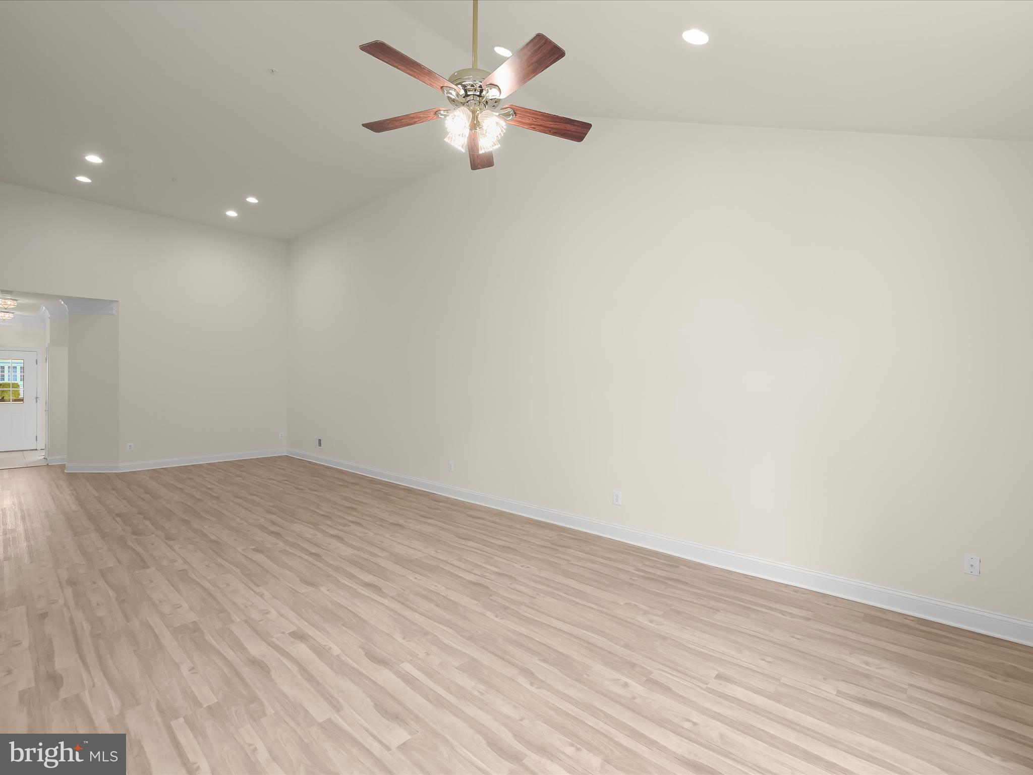 7217 Ivy Bank Road Laurel, MD 20707 - Photo 20 of 49 Living - Dining Rooms