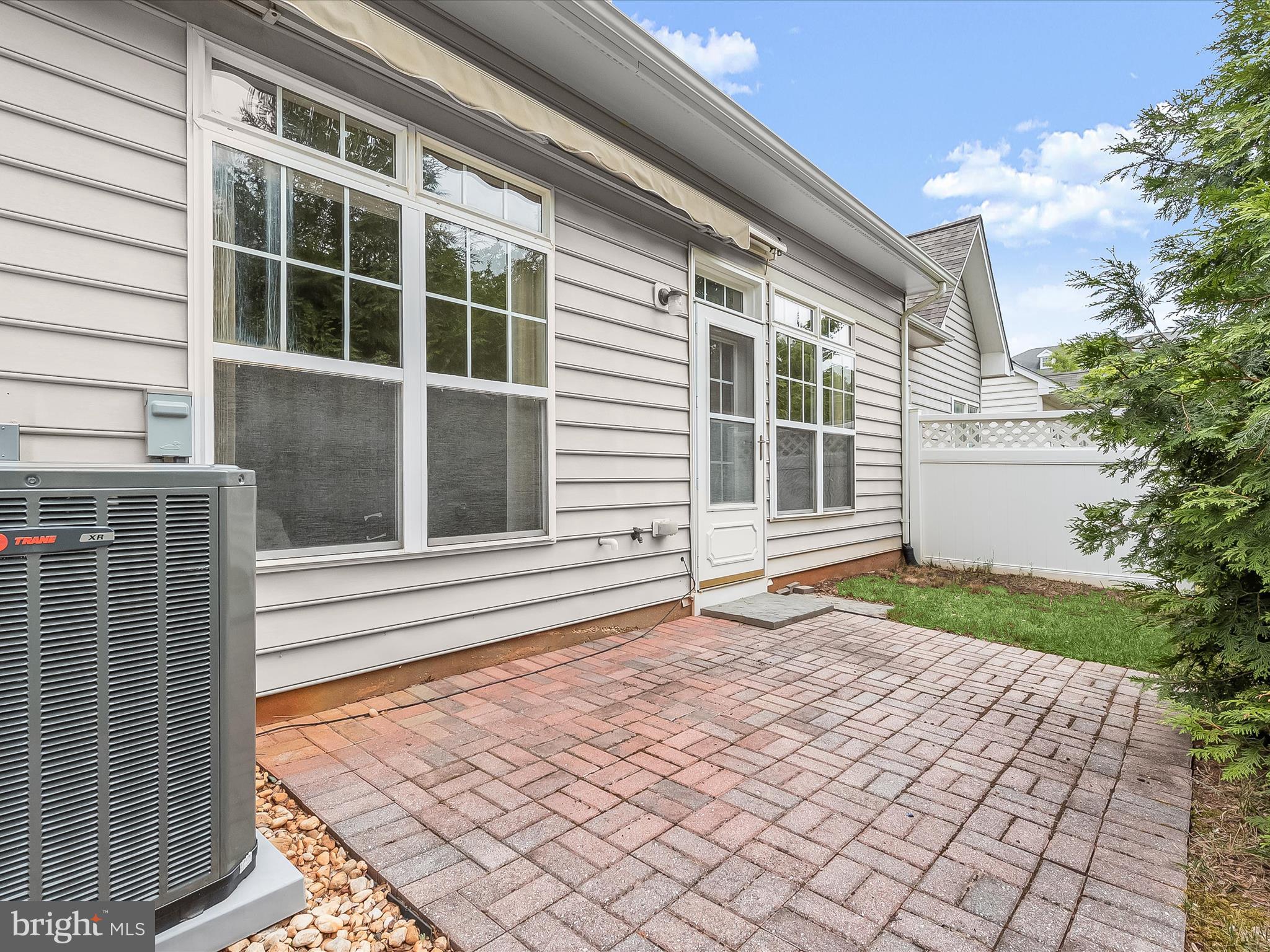 7217 Ivy Bank Road Laurel, MD 20707 - Photo 35 of 49 Retractable Awning