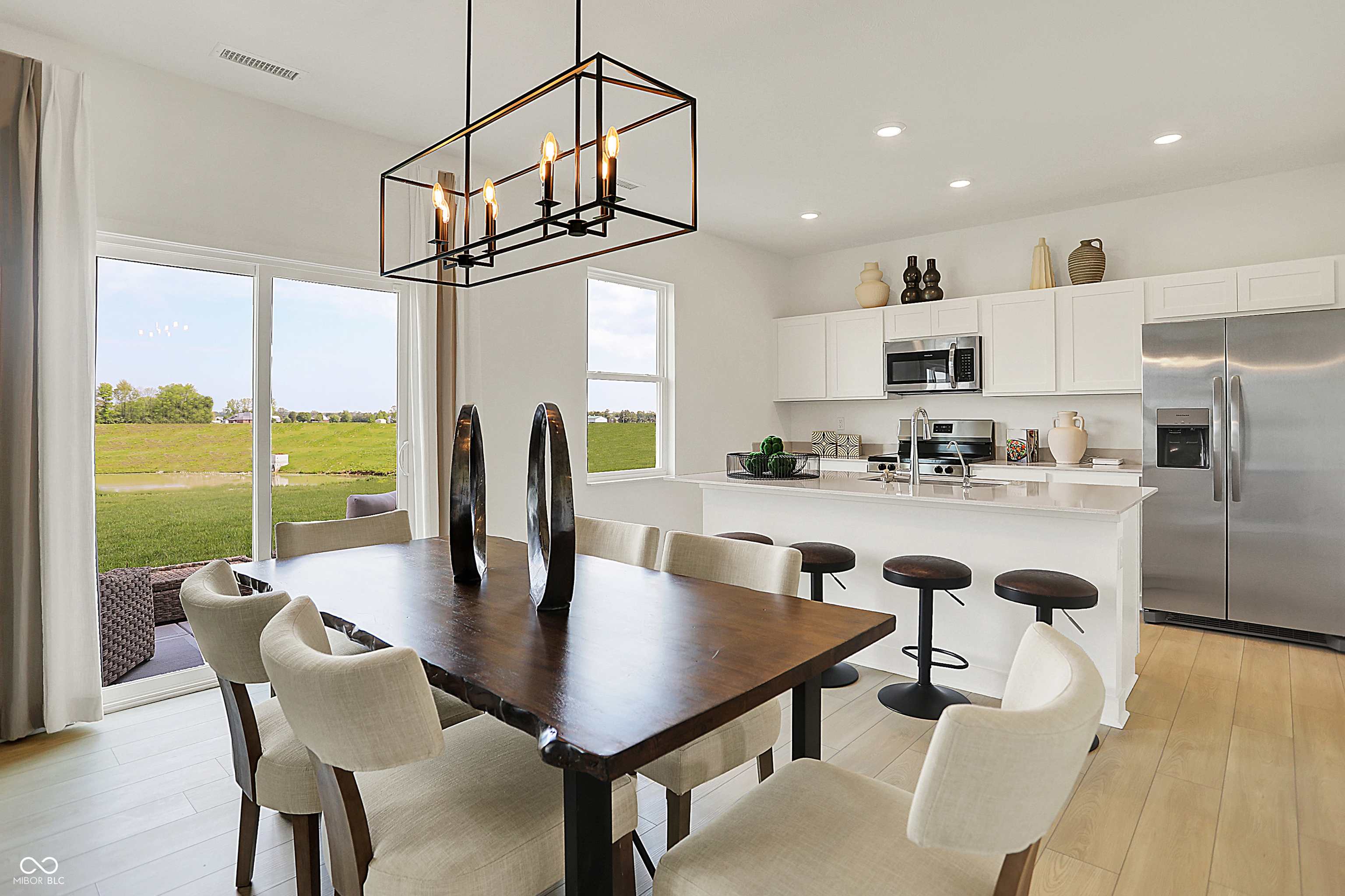 1872 Grand Vista Boulevard Greenwood, IN 46143 - Photo 16 of 41