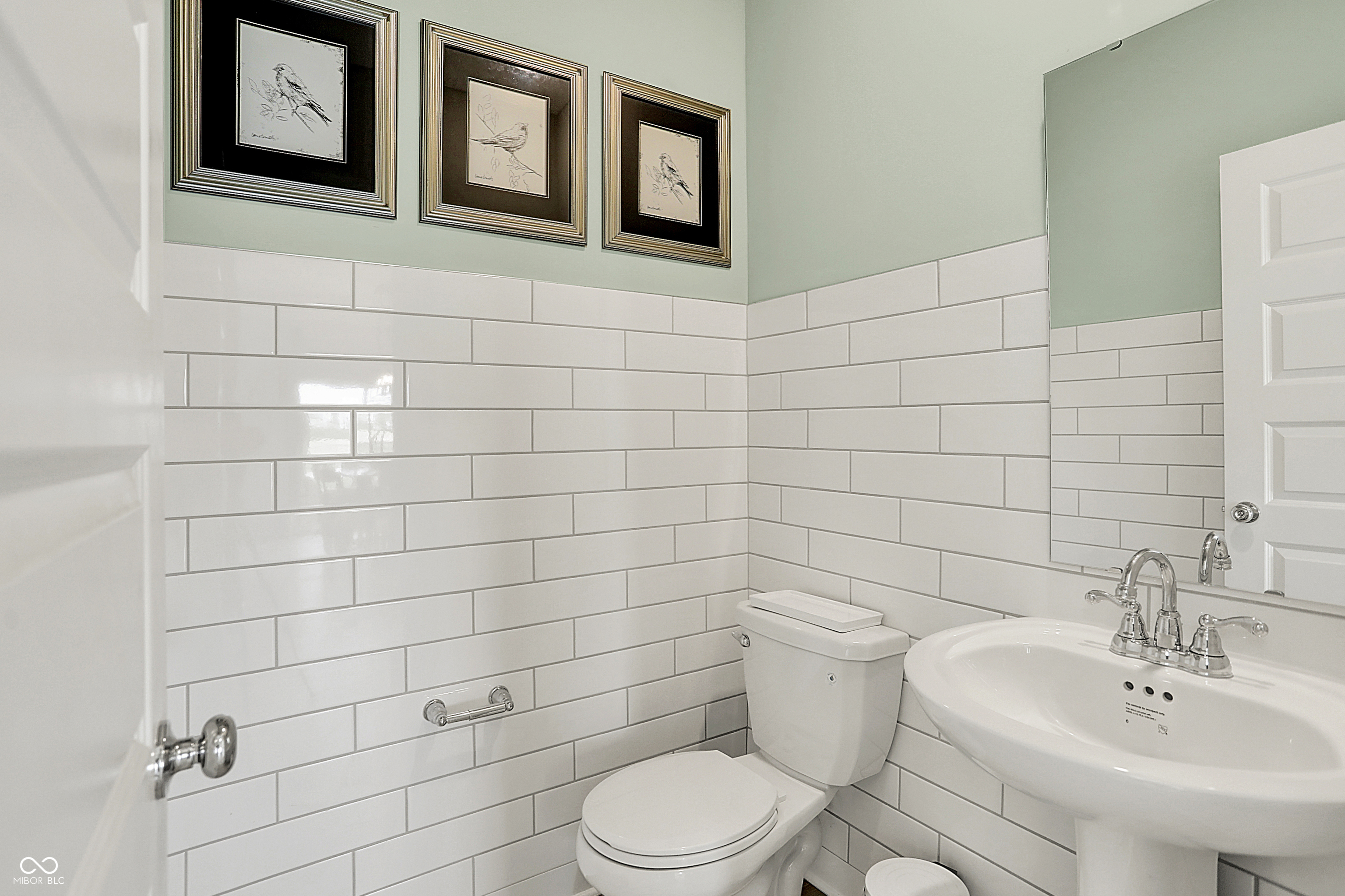 1872 Grand Vista Boulevard Greenwood, IN 46143 - Photo 20 of 41