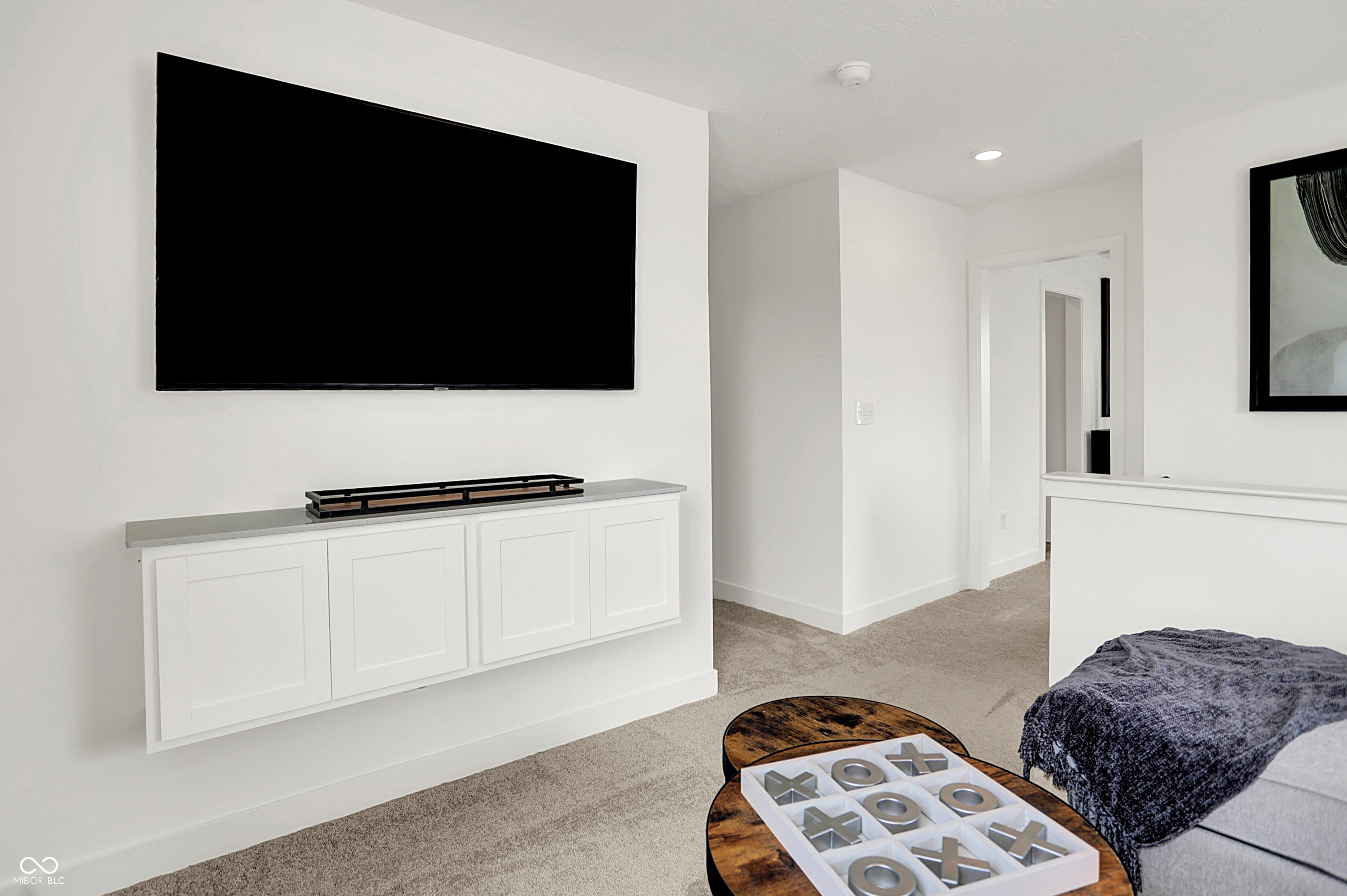 1872 Grand Vista Boulevard Greenwood, IN 46143 - Photo 23 of 41