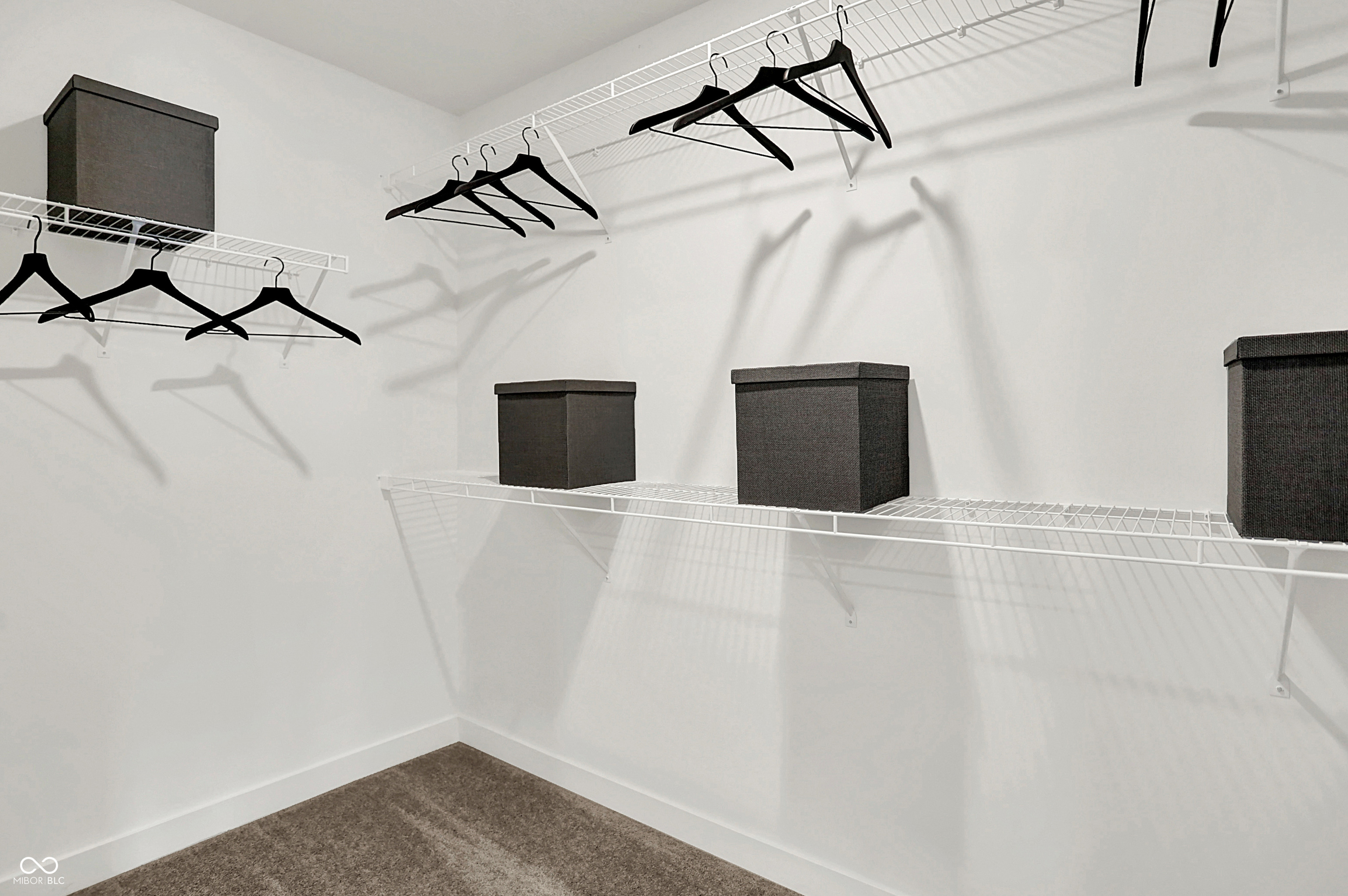 1872 Grand Vista Boulevard Greenwood, IN 46143 - Photo 29 of 41