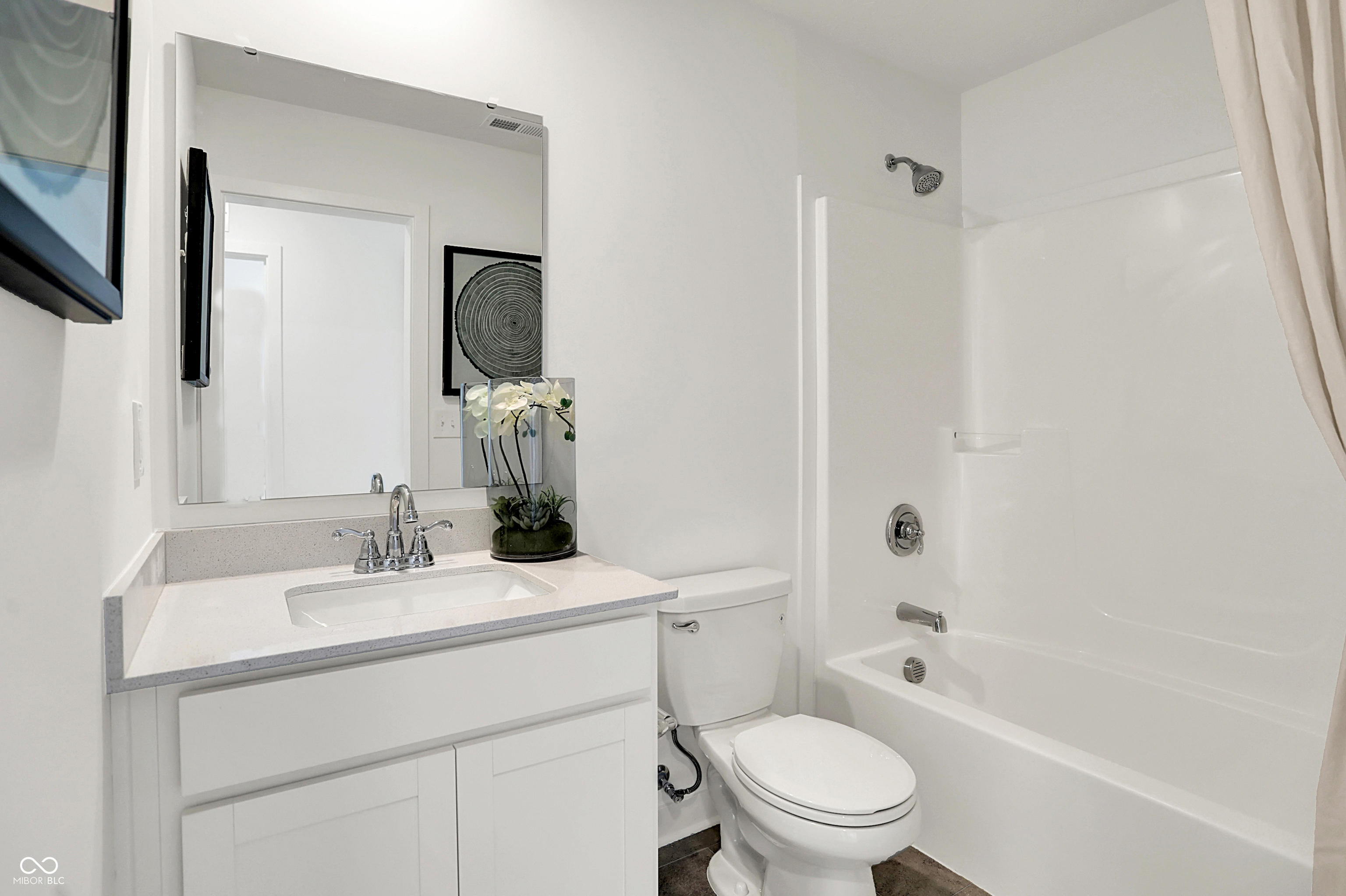 1872 Grand Vista Boulevard Greenwood, IN 46143 - Photo 34 of 41