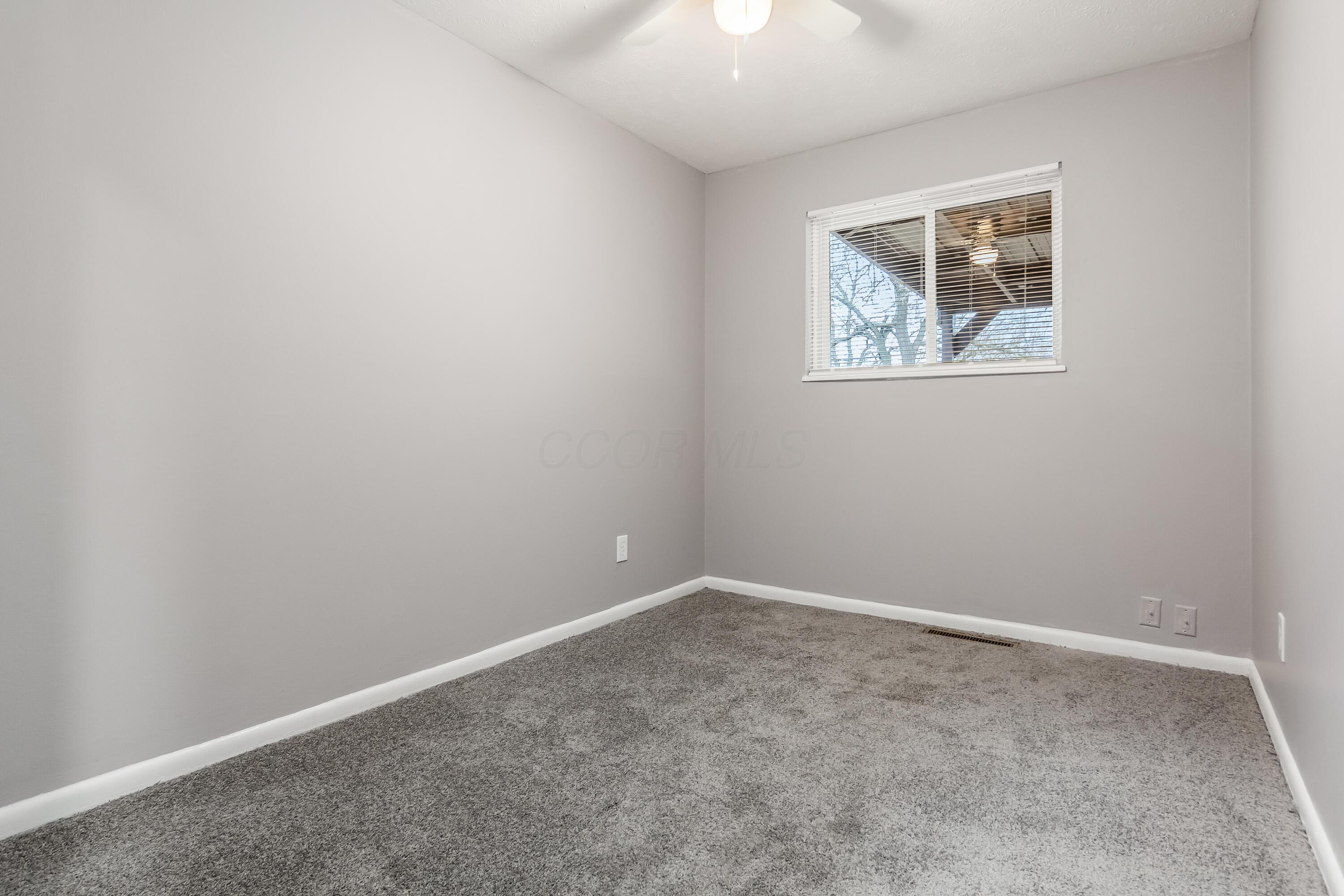 757 Ivorton Road South Columbus, OH 43207 - Photo 23 of 53