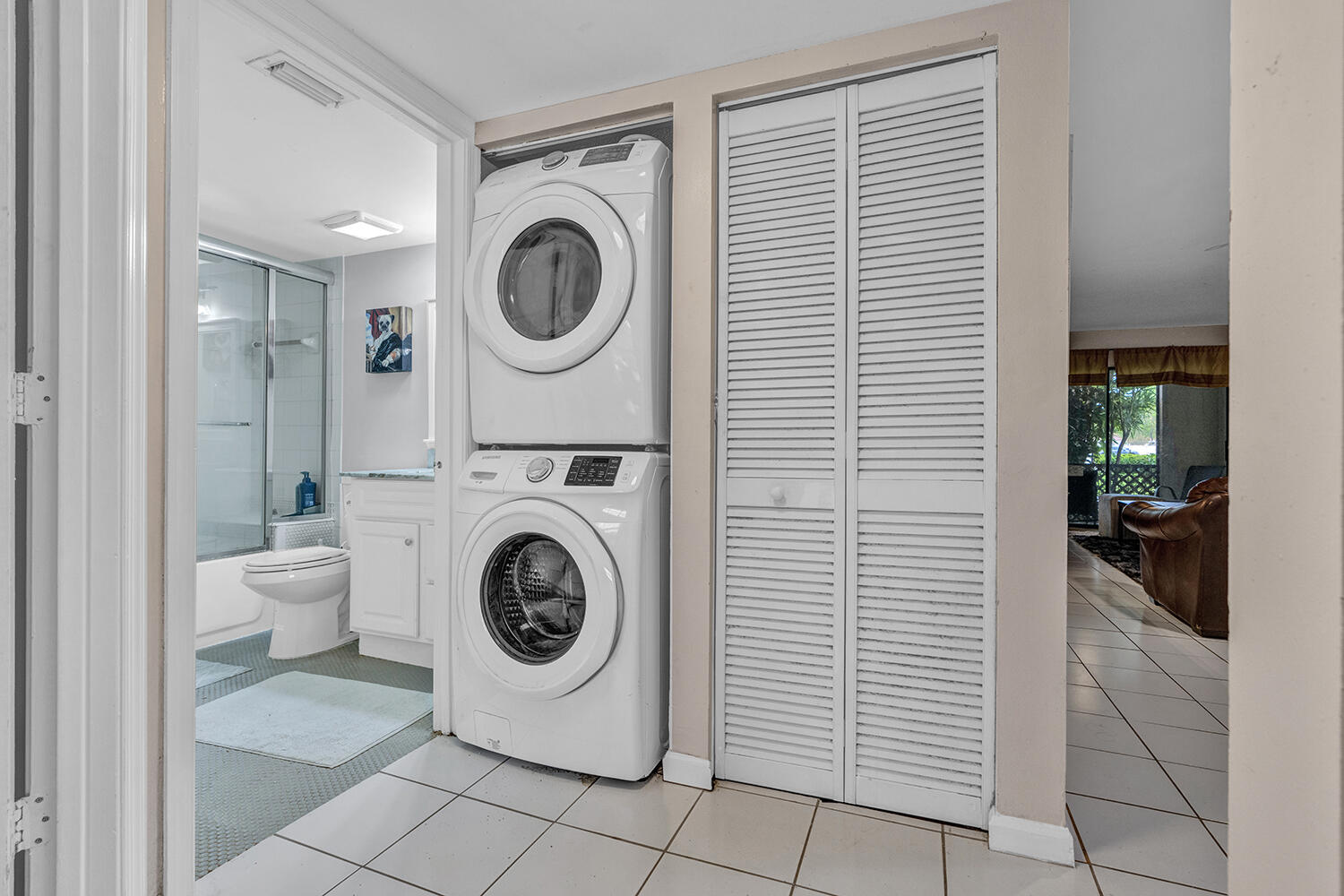3191 Leewood Terrace, Unit L138 Boca Raton, FL 33431 - Photo 13 of 46 Hallway