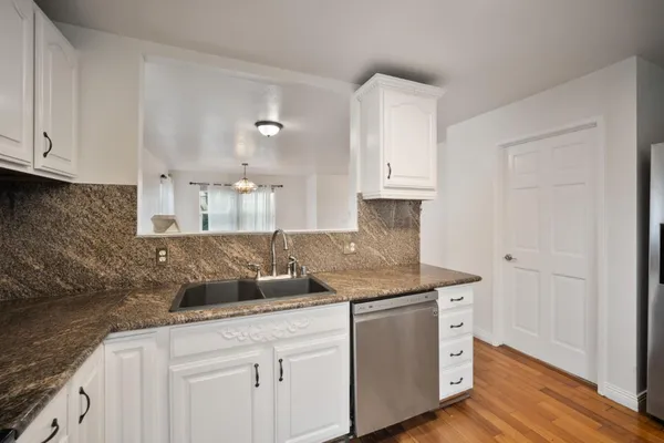 $539,999 | 10510 East Court, Oakland, CA 94603
