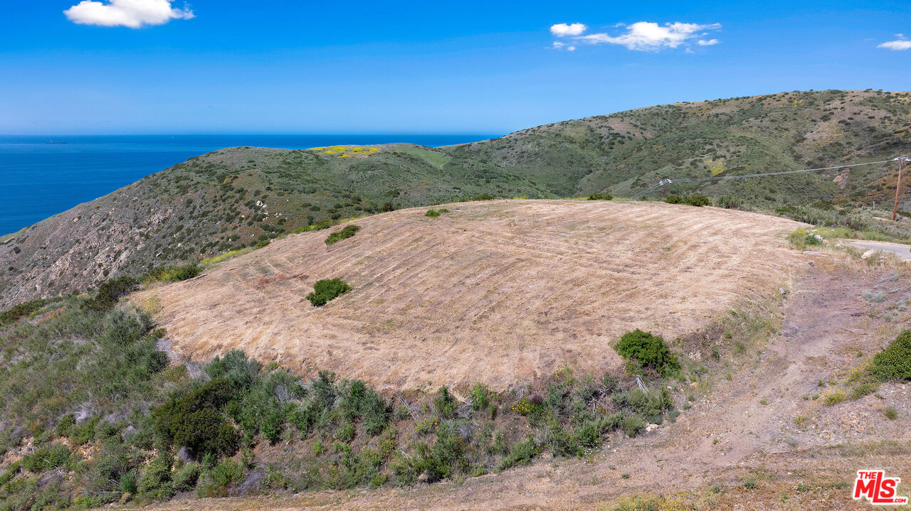 4250 Decker Edison Road Malibu, CA 90265 - Photo 14 of 25 a view of ocean view with beach