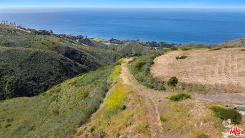 a view of ocean view