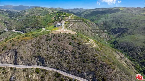 $1,895,000 | 4250 Decker Edison Road, Malibu, CA 90265
