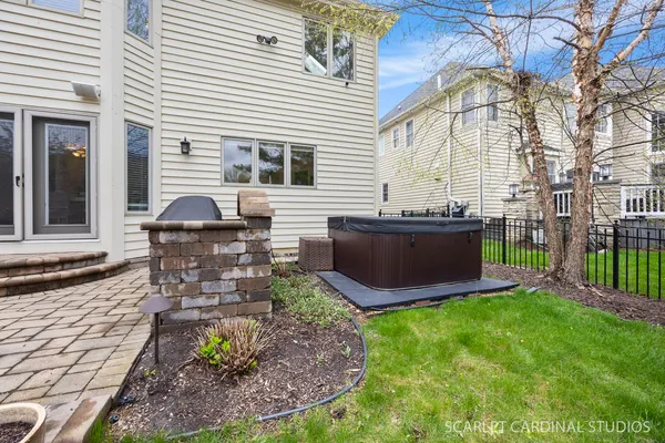 $975,000 | 2412 Comstock Court, Naperville, IL 60564