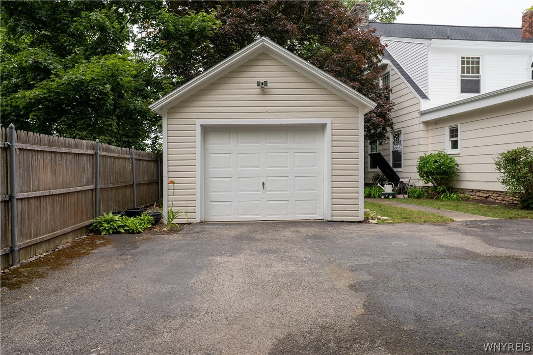 10775 Main Street Clarence, NY 14031 - Photo 11 of 50 Garage