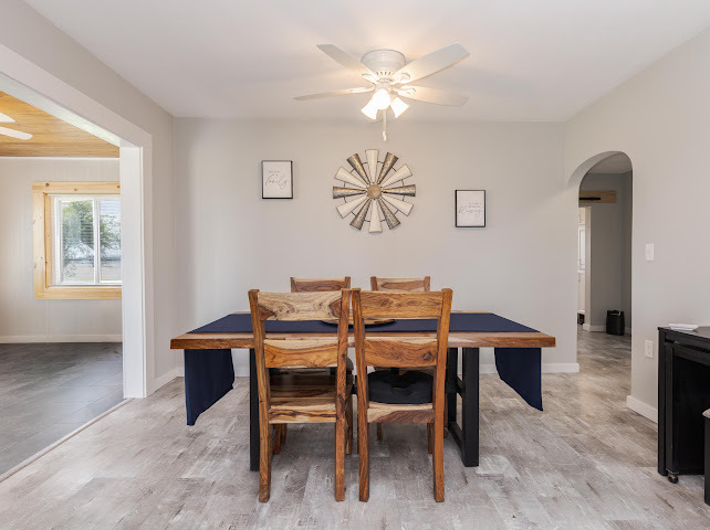 2950 County Road 1100 North Gridley, IL 61744 - Photo 11 of 38 a dining room with furniture and window