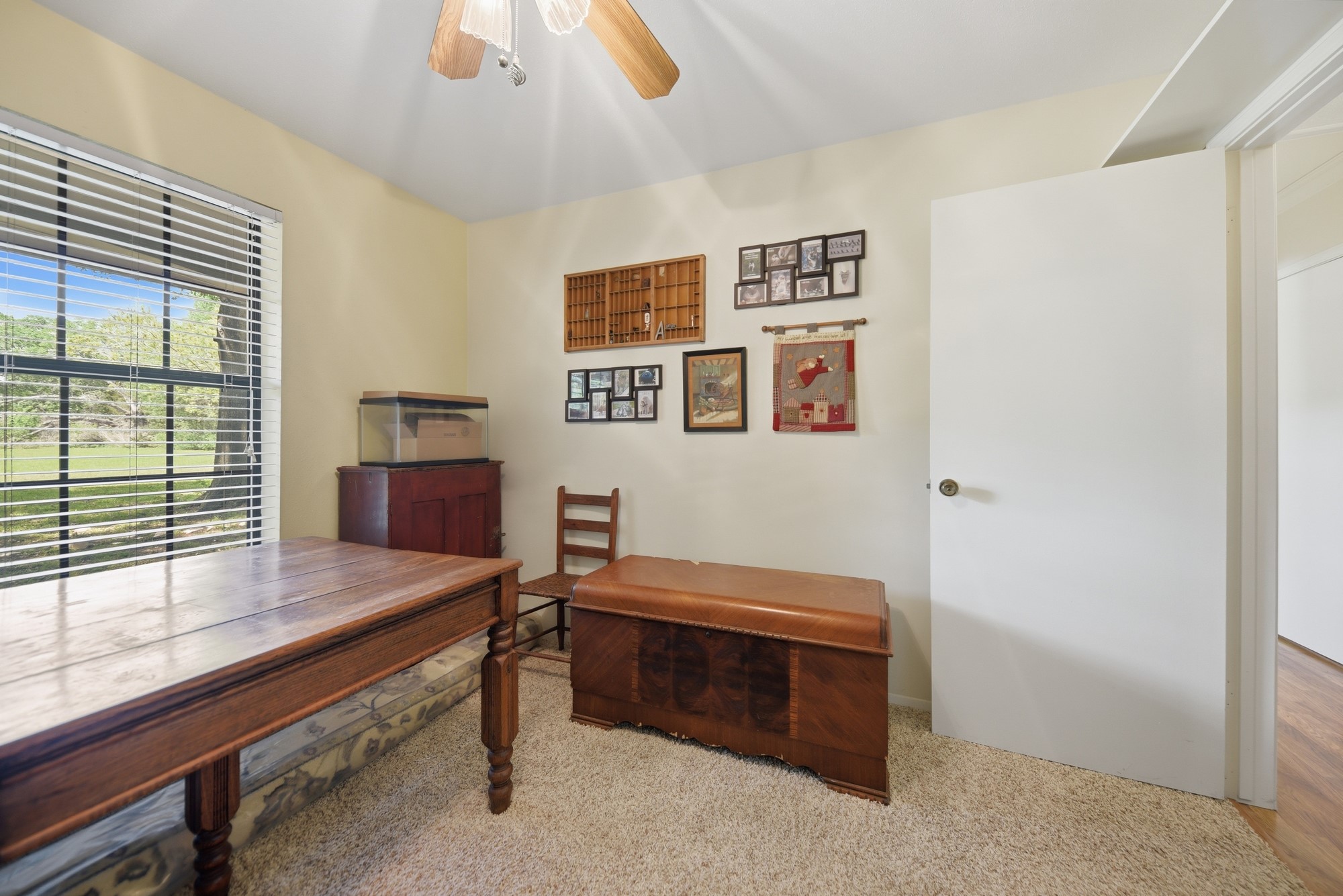 6201 Fm 389 Brenham, TX 77833 - Photo 14 of 50 a room with furniture and a window