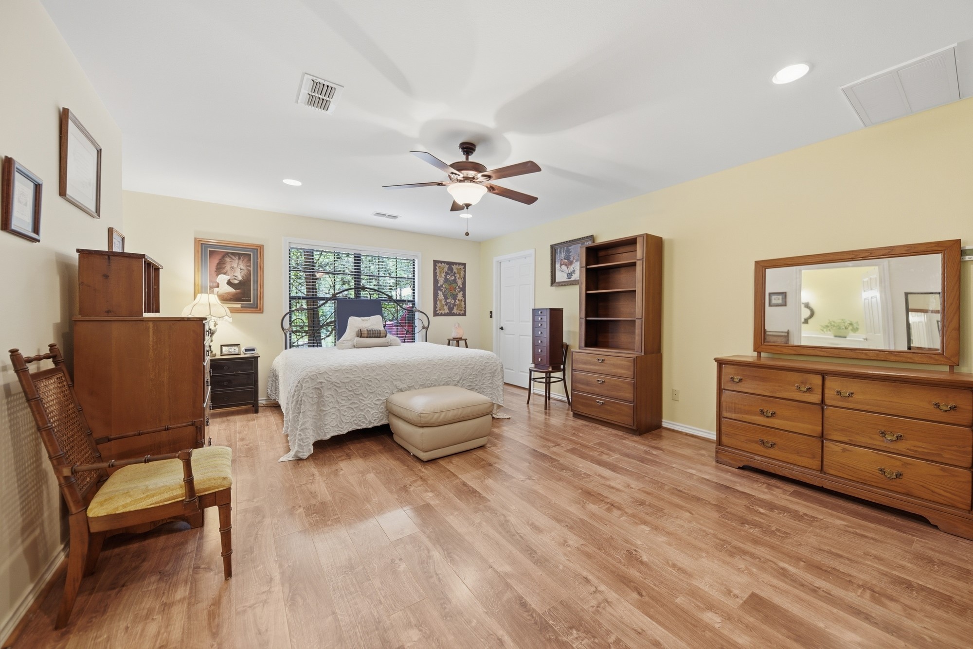 6201 Fm 389 Brenham, TX 77833 - Photo 43 of 50 a bedroom with a bed and furniture
