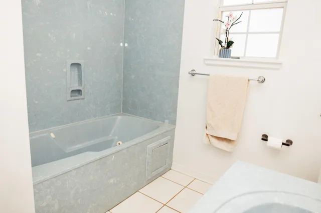 $259,900 | 4602 Top Flight Drive, Crestview, FL 32539