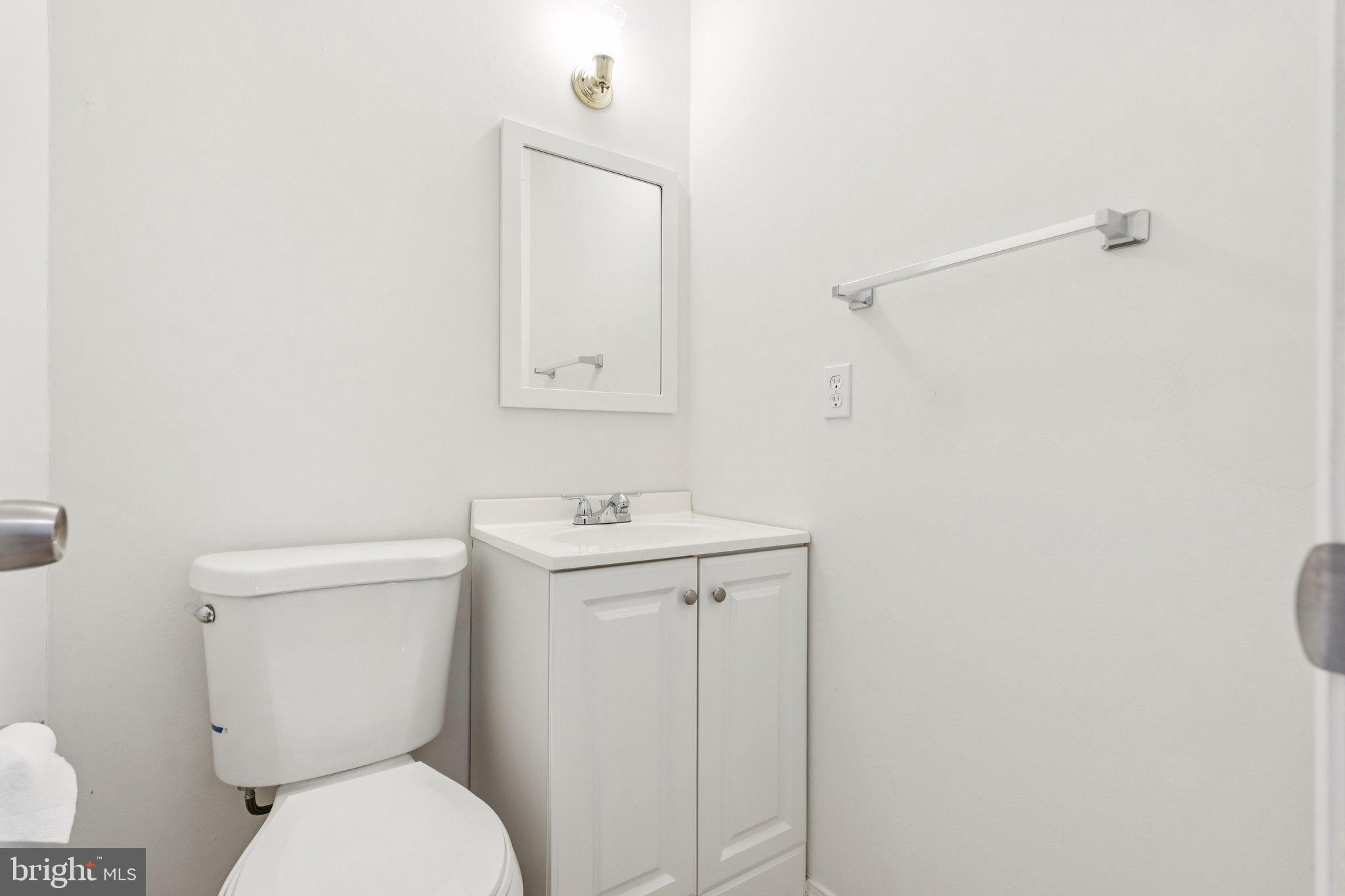 60 Helmsman Court Baltimore, MD 21221 - Photo 16 of 35