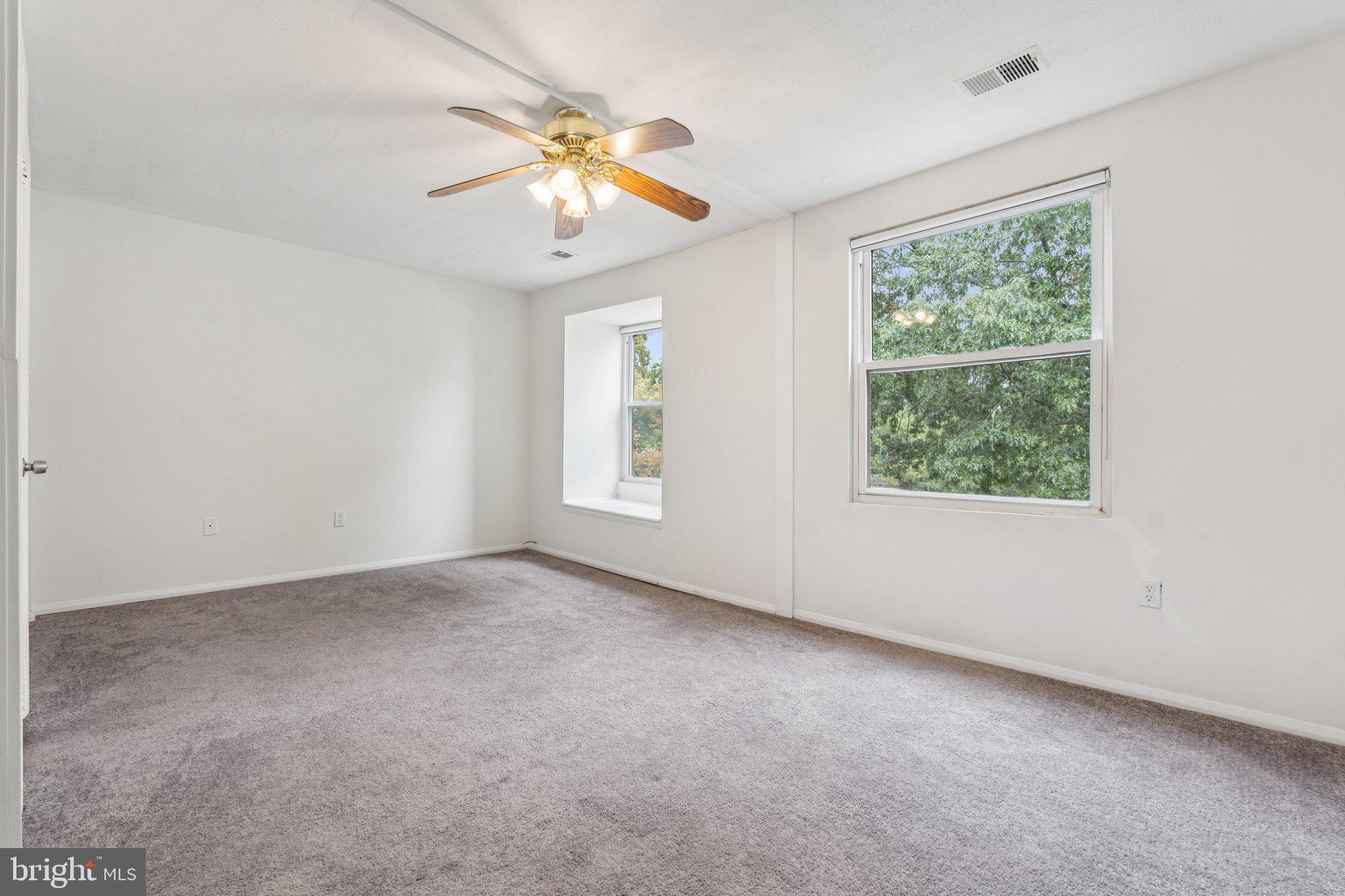 60 Helmsman Court Baltimore, MD 21221 - Photo 25 of 35