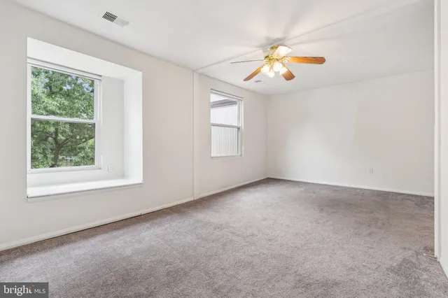 $265,000 | 60 Helmsman Court, Baltimore, MD 21221